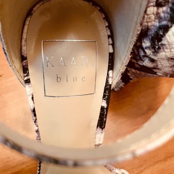 NEW Kaari Blue Snakeskin Embellished Sandals -6.5 - Picture 6 of 8